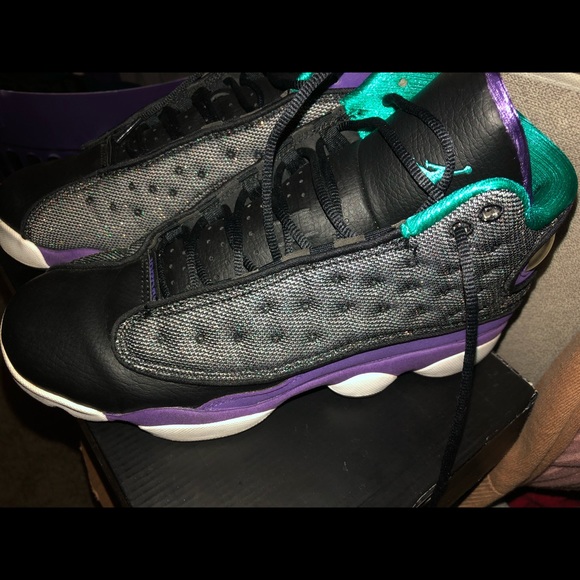 Jordan 13s GS - Picture 4 of 6
